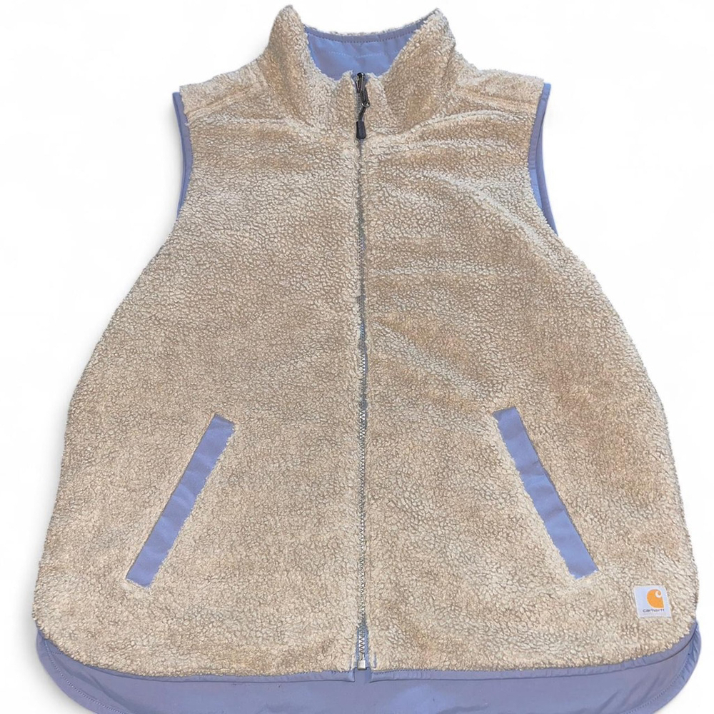 NWOT REVERSIBLE CARHARTT WOMENS VEST 

COLOR IS LAVENDER AND TAN 
SIZE XL